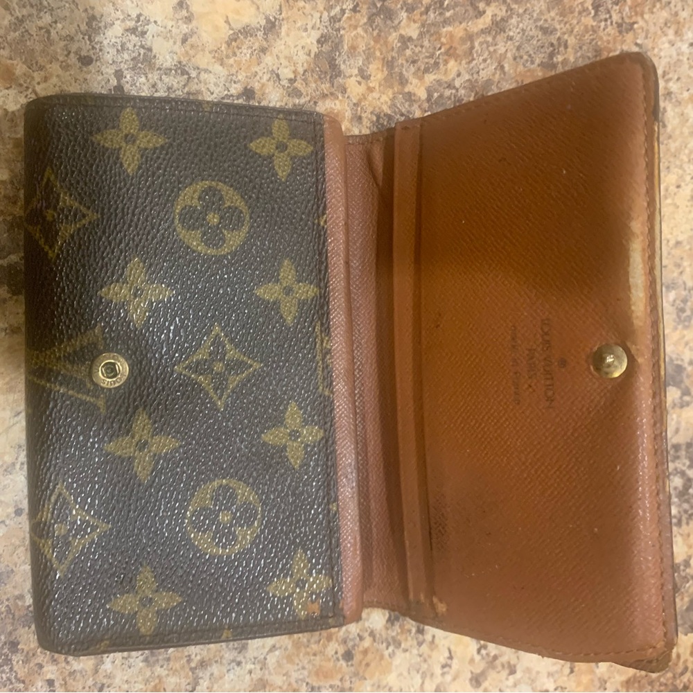 Beautiful Louis Vuitton wallet